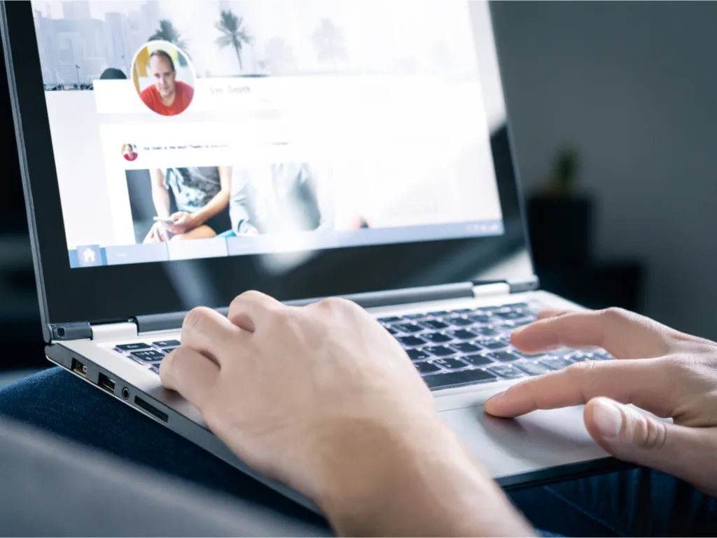 Tricks To The Job Search — Land Your Dream Job On These 6 Websites