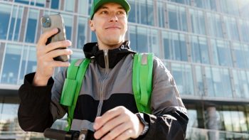 Balancing Gig Work with Long-term Financial Goals
